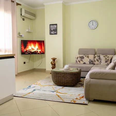 Papa's Apartmet Apartment Tirana