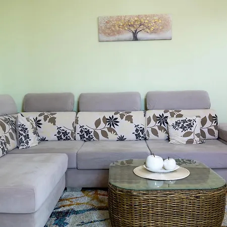 Διαμέρισμα Papa's Apartmet Τίρανα